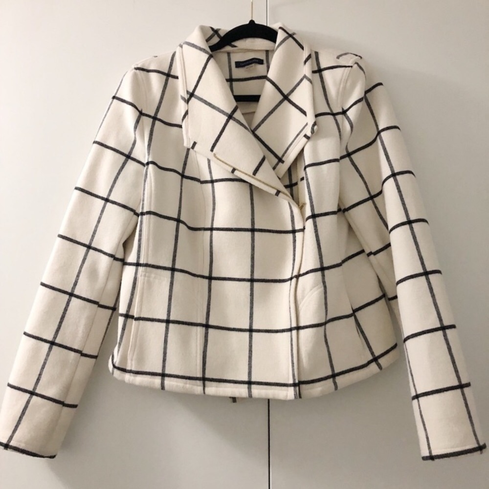 Stunning Checkered Tommy Hilfiger Jacket
